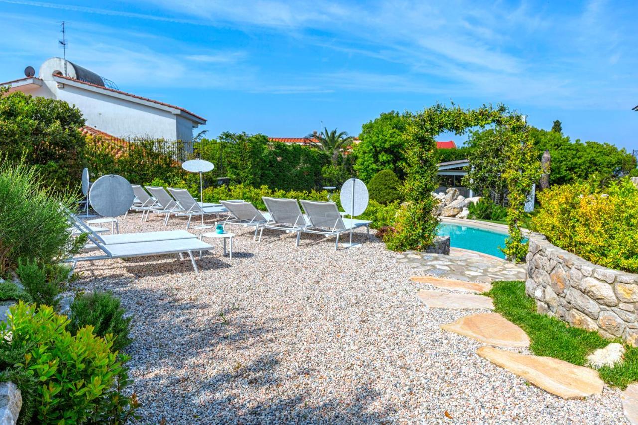 Amore Rentals - Resort Ravenna - The Villa マッサ・ルブレンセ エクステリア 写真