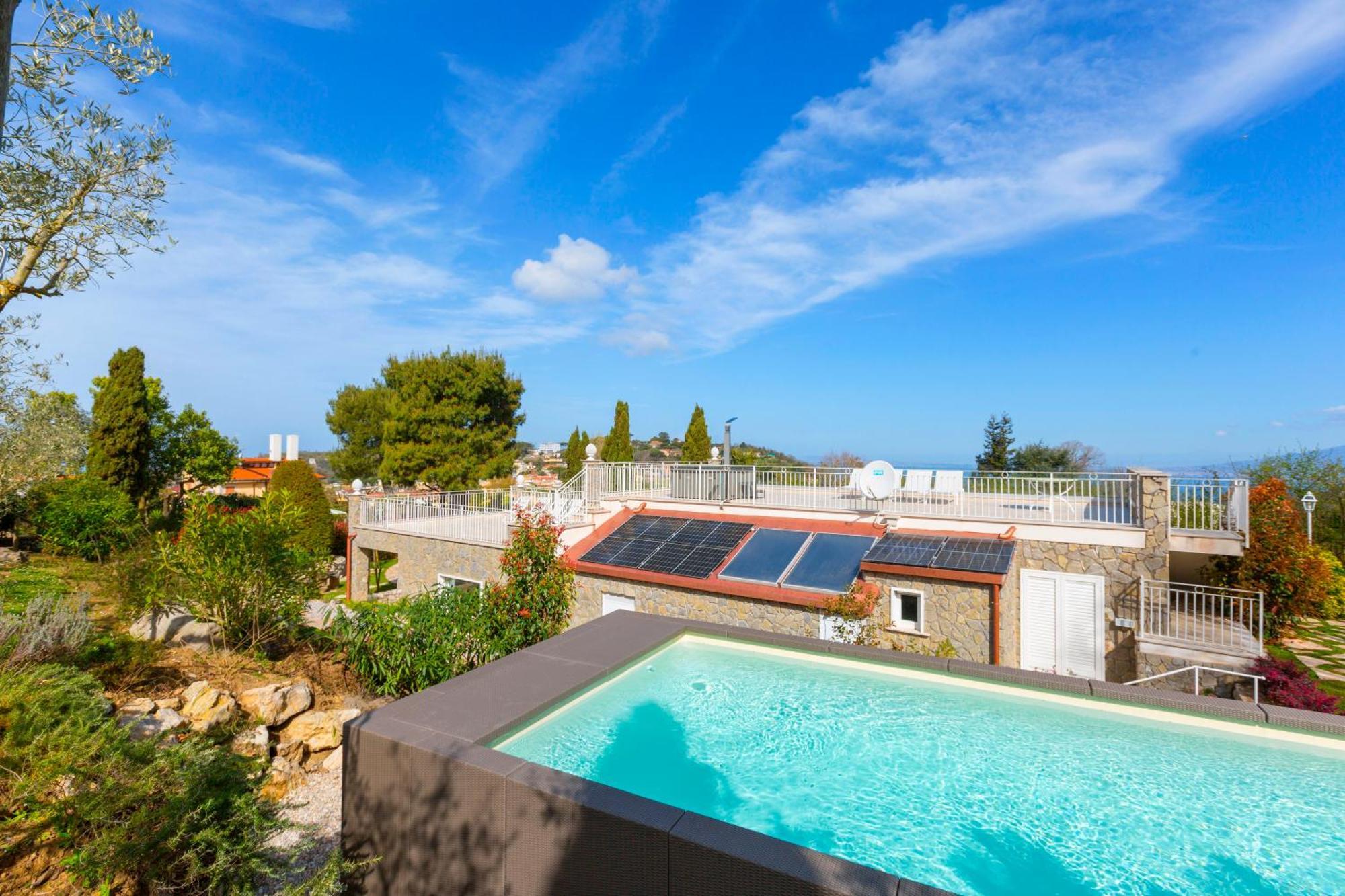 Amore Rentals - Resort Ravenna - The Villa マッサ・ルブレンセ エクステリア 写真